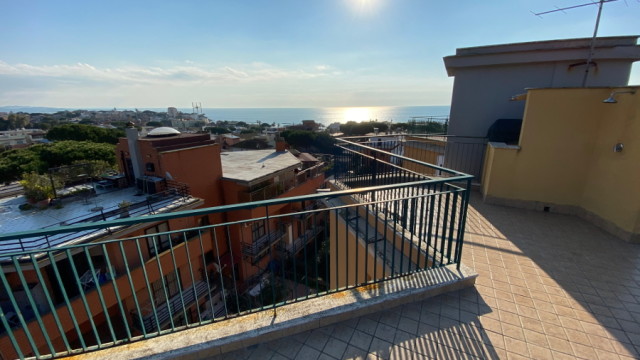 Santa Marinella – Meraviglioso attico vista mare