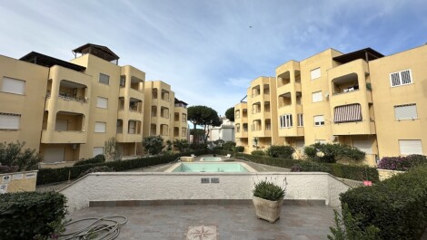 Santa Marinella – Appartamento con piscina a due passi dal mare
