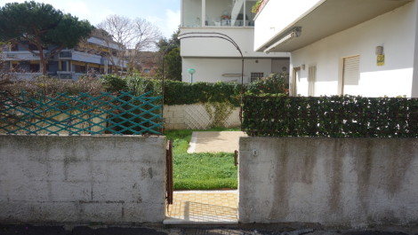 Santa Marinella – Piano terra indipendente